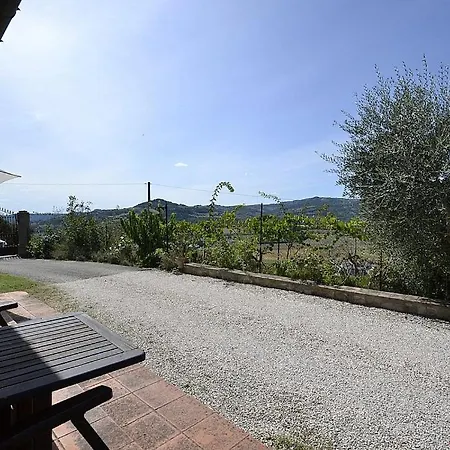 Osteria Di Ramazzano Sleeps 3 Pool Air Con